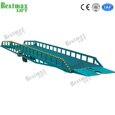Blue Hydraulic Container Loading Mobile Yard Ramp 6000Kg Loading Capacity