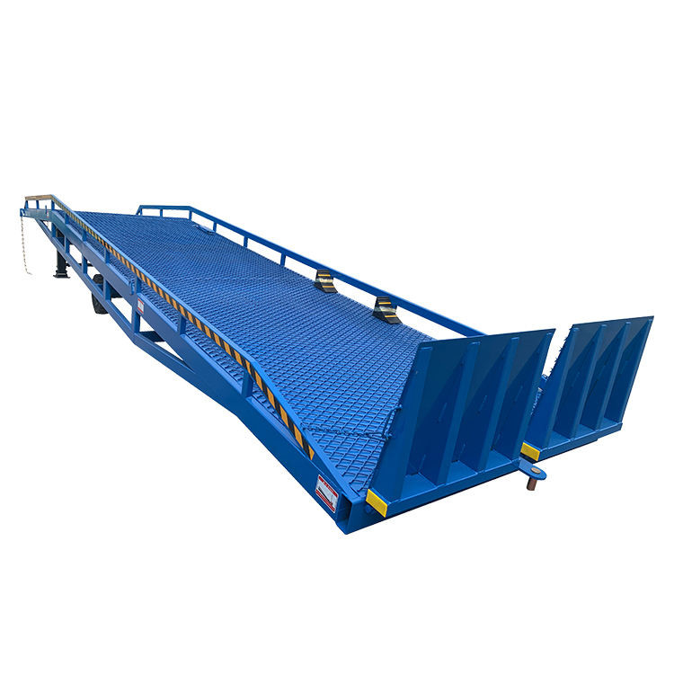 Warehouse Adjustable Container Ramp Hydraulic Mobile Loading Dock Ramp For Forklift Truck