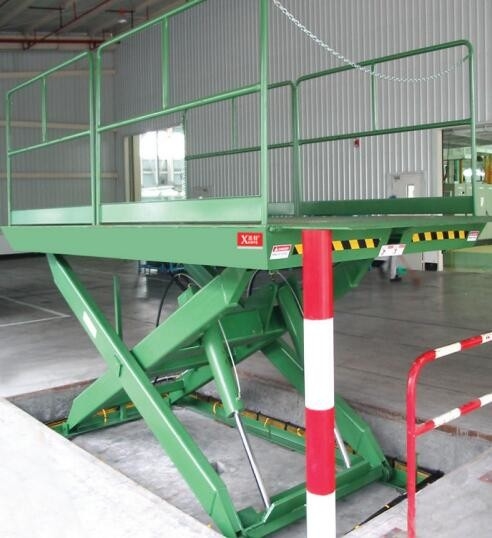 Customized Cargo Lift Table 5 Tons Stationary Scissor Lift Platform For Warehouse