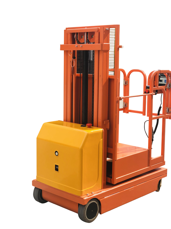 2.7 - 4.5m Self Propelled Warehouse Order Picker Safety Convenient To Operate