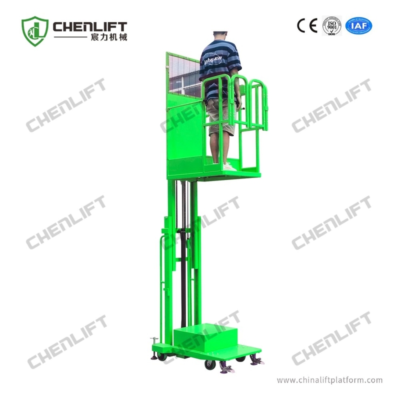 4.5m Platform Height Semi Automatic Electric Order Picker With 200kg Load Capacity