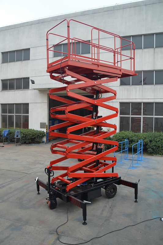 Ware House Using Motorized Scissor Lift 12m platform Height DC Lifting and Moving
